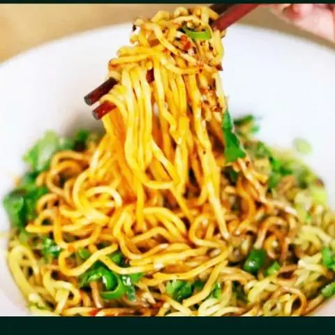 Hình ảnh mì tươi khô  giò 