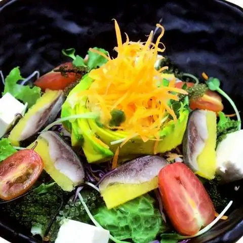 Hình ảnh Salad Cá Trích