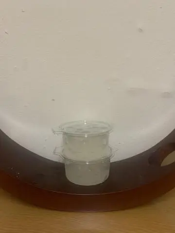Hình ảnh 2 hũ Ngọc trai trắng