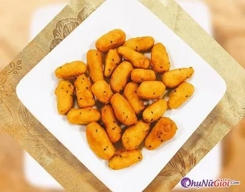 Hình ảnh Khoai Lang Kén Chiên Lắc Phô Mai