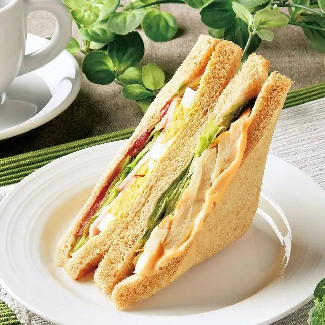 Hình ảnh Sandwich Tam Giác Thập Cẩm