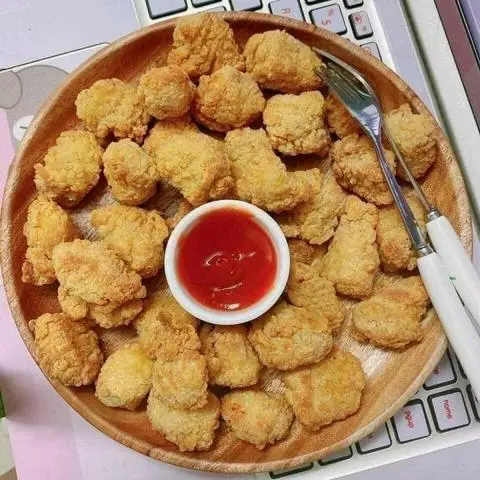 Hình ảnh Bỏng Gà Vàng Chiên Giòn - 100gr