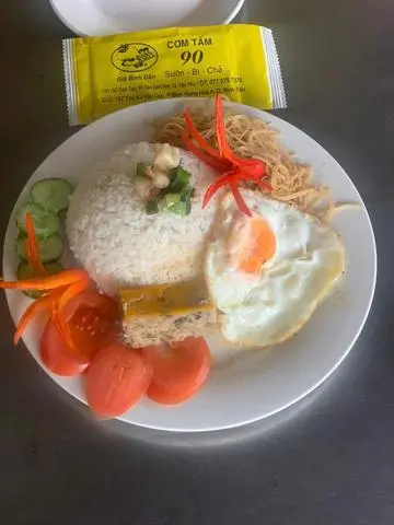 Hình ảnh Cơm-bì-chả-trứng