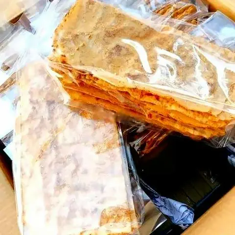 Hình ảnh Bánh tráng mắm ruốc