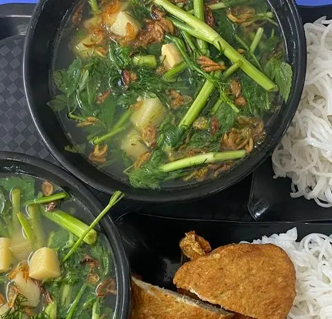 Hình ảnh Bún chan chả cá lăng