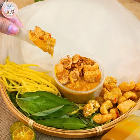 Hình ảnh Bánh Dẻo Chấm Sốt Muối Béo Hành Phi - Tóp Mỡ