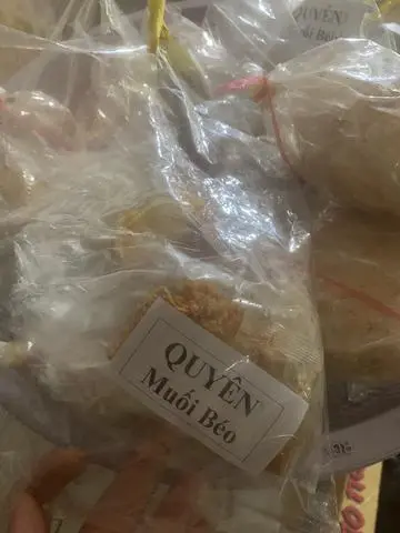 Hình ảnh Bánh tráng muối béo