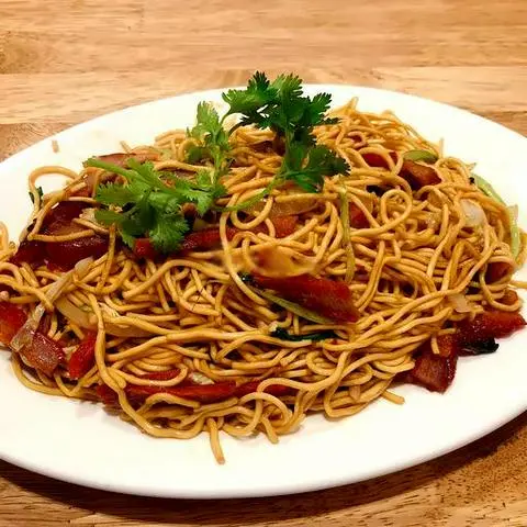 Hình ảnh Mì xào xá xíu