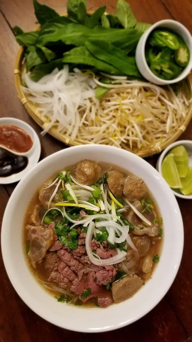 Hình ảnh Phở Tái Viên