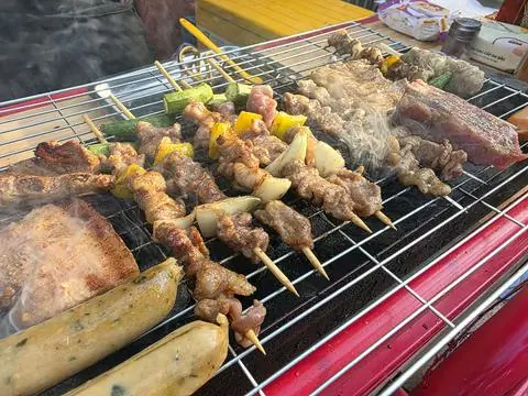 Hình ảnh 5 xiên thịt heo nướng rau củ