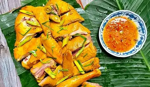 Hình ảnh 1 con gà hoa tiêu ( bỏ đầu chân)