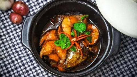 Hình ảnh Cơm - cá lóc kho tộ