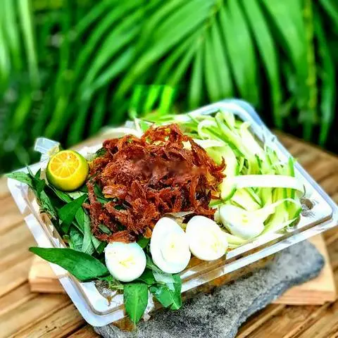 Hình ảnh Bánh tráng trộn khô mực