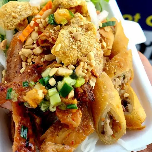 Hình ảnh Bún chả giò