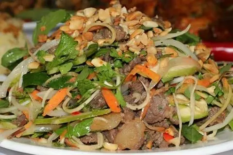 Hình ảnh Gỏi bò bóp thấu
