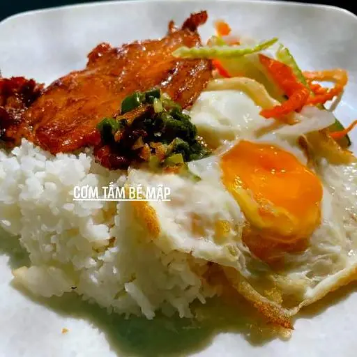 Hình ảnh Cơm tấm sườn ốp la