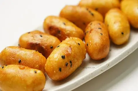 Hình ảnh Khoai lang kén chiên giòn 