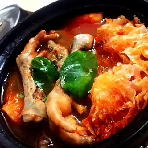 Hình ảnh Chân gà hấp thái