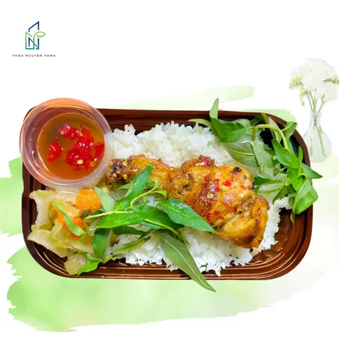 Hình ảnh Cơm đùi gà chiên nước mắm
