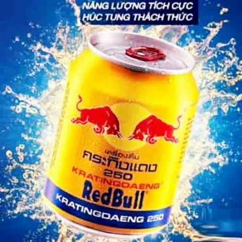 Hình ảnh Nước tăng lực Bò húc RedBull