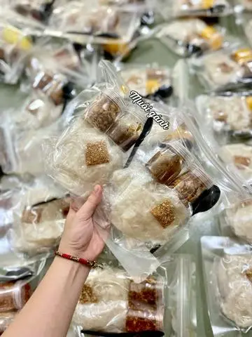 Hình ảnh Set Bánh Tráng Chấm Muối Gánh