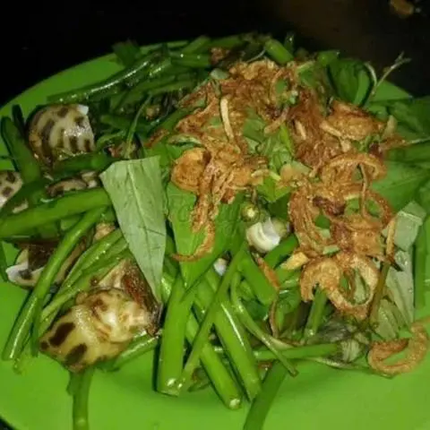 Hình ảnh Ốc hương xào rau muống