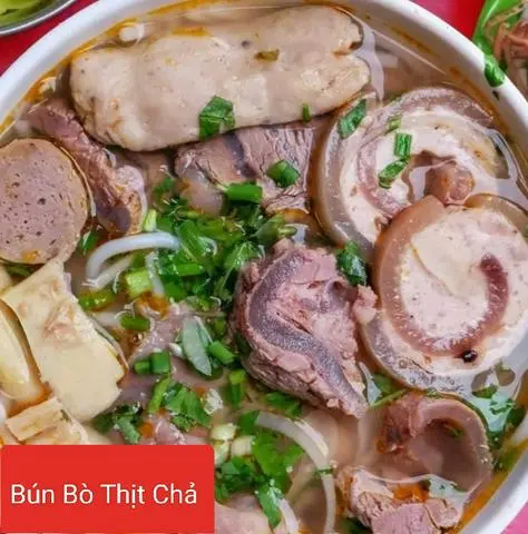Hình ảnh Bún bò thịt - chả