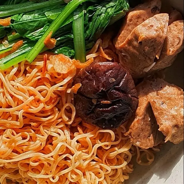 Hình ảnh Mì trộn bò viên