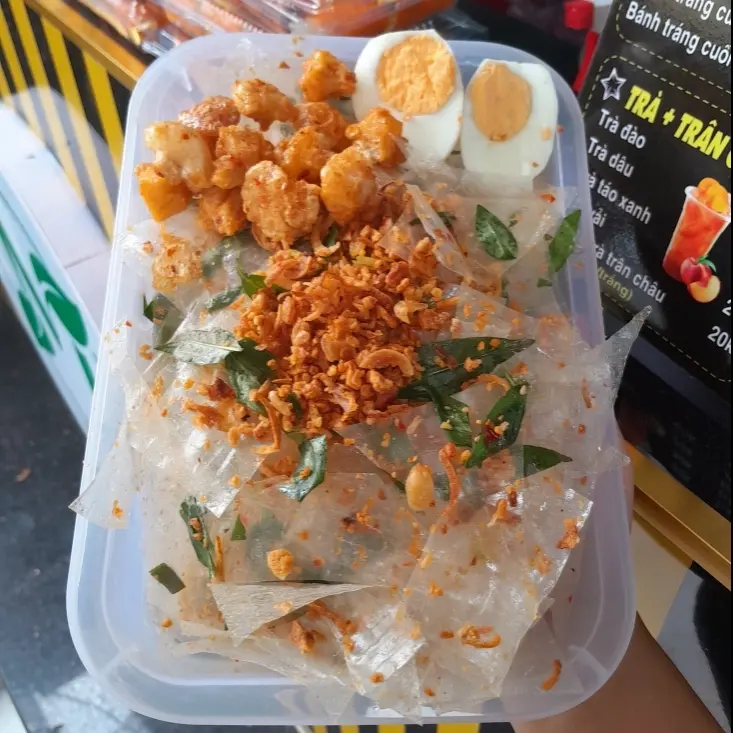 Hình ảnh Bánh Tráng Trộn Hành Tỏi Phi x Tóp Mỡ
