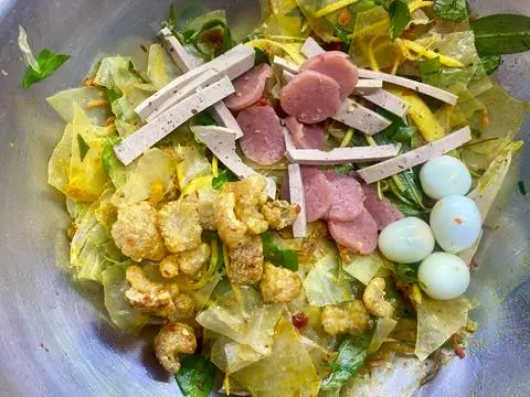 Hình ảnh Bánh Tráng Trộn Đặc Biệt
