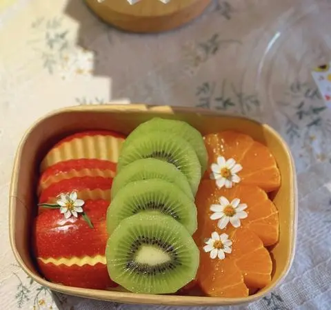 Hình ảnh Kiwi - quýt- Táo