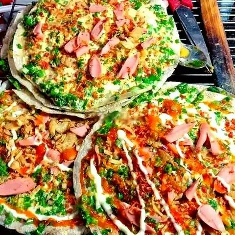 Hình ảnh Bánh tráng nướng+ Bắp+ xúc xích+chà bông 