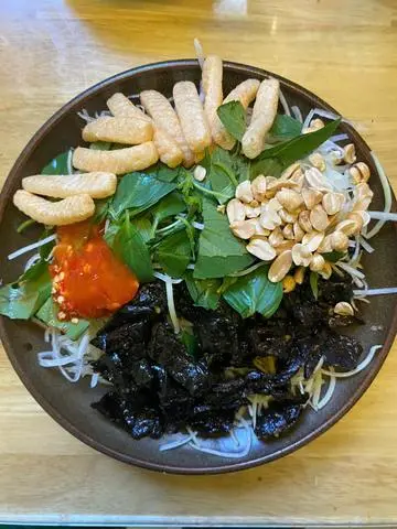 Hình ảnh Gỏi Khô Bò Đen ( Đặc Biệt )