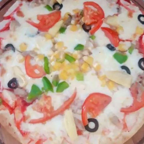Hình ảnh Pizza gà - thanh cua