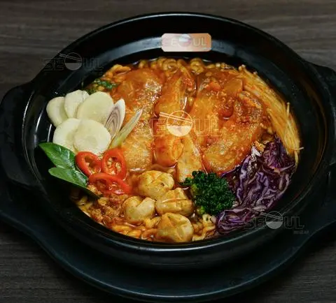 Hình ảnh Mì lẩu thái cá basa