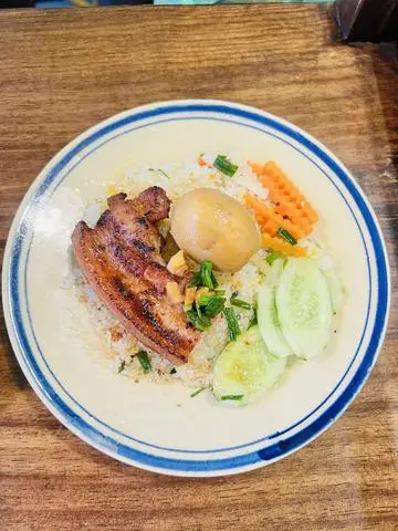 Hình ảnh cơm tấm ba rọi , trứng kho 