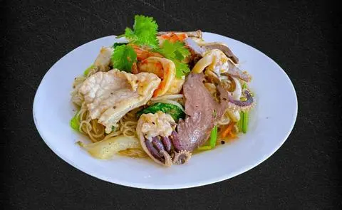 Hình ảnh Mì Xào Mềm Thập Cẩm