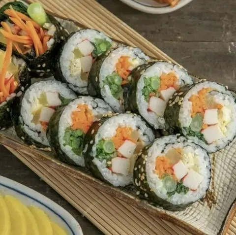 Hình ảnh Gimbap Thanh cua