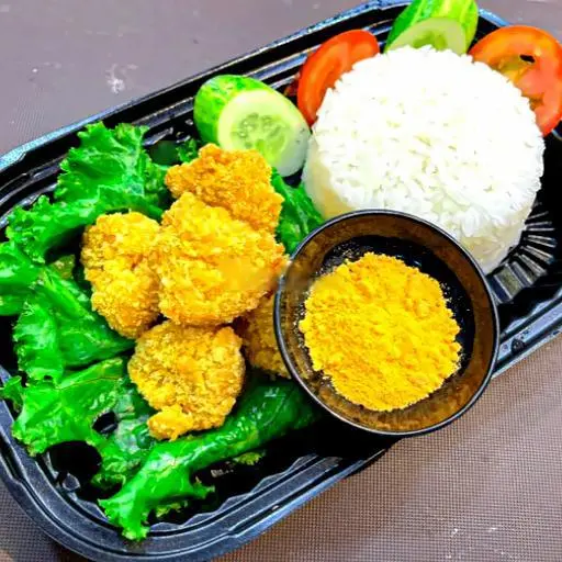 Hình ảnh Cơm Gà Popcorn Phủ Bột Phô Mai