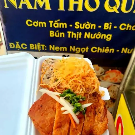Hình ảnh Cơm sườn + bì + chả
