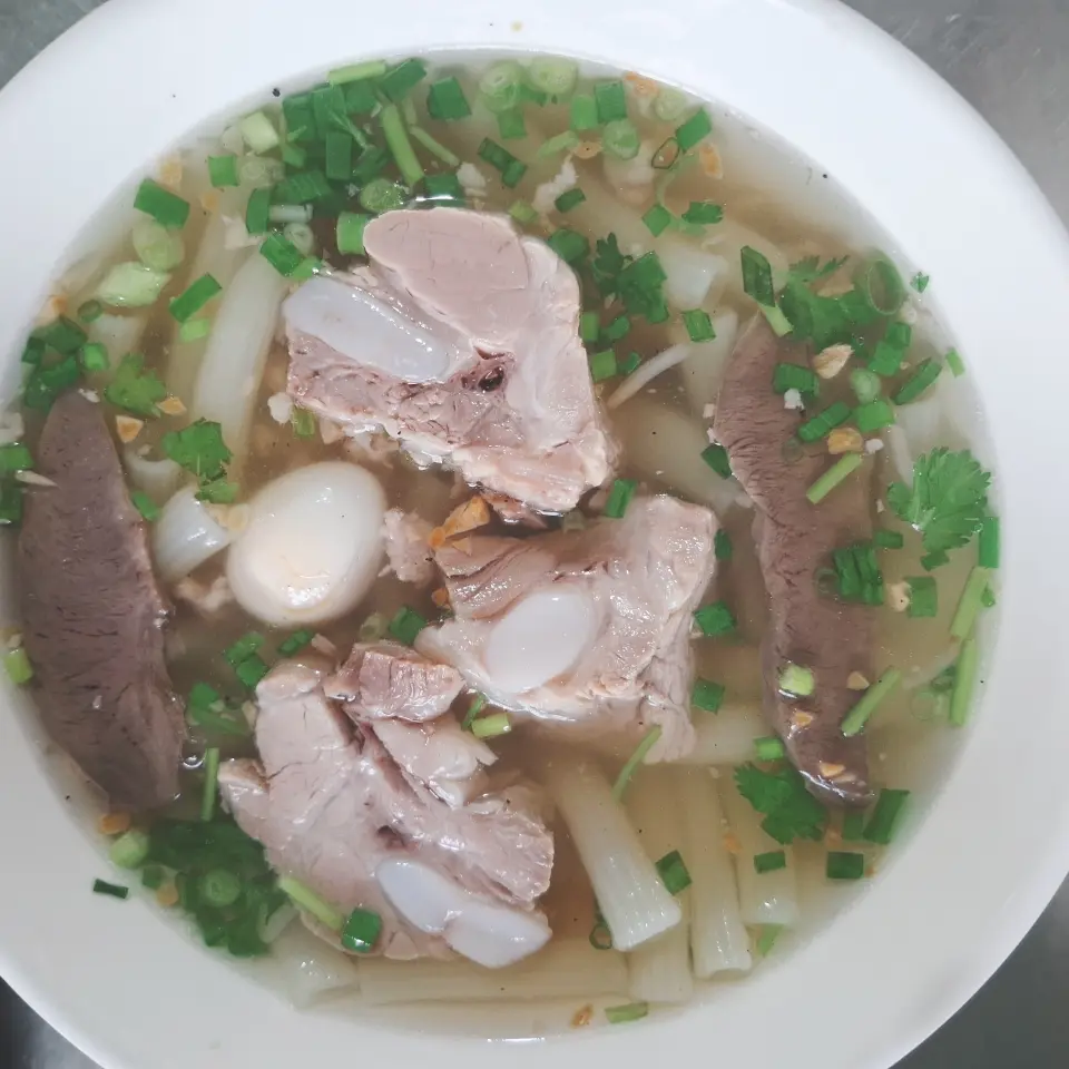 Hình ảnh Nui Sườn sụn 