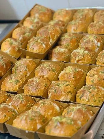 Hình ảnh Bánh mì bơ tỏi