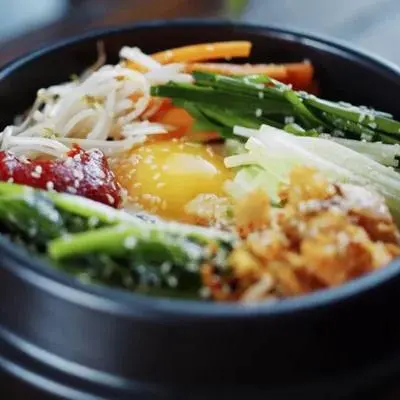 Hình ảnh CƠM TRỘN HÀN QUỐC - GÀ & COCA COLA 