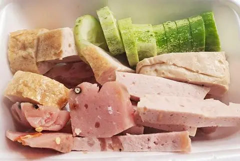 Hình ảnh Hộp chả nem thập cẩm