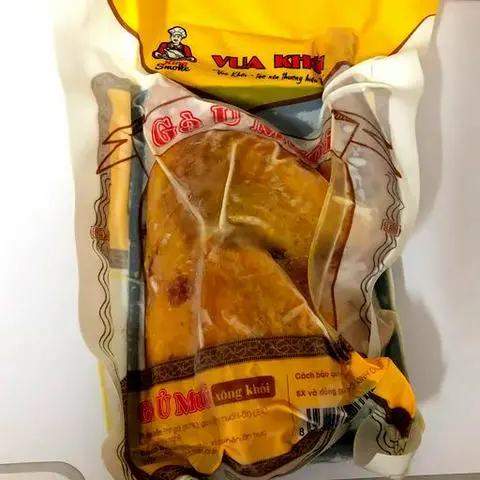 Hình ảnh Gà Ủ Muối Hoa Tiêu - Nửa Con 