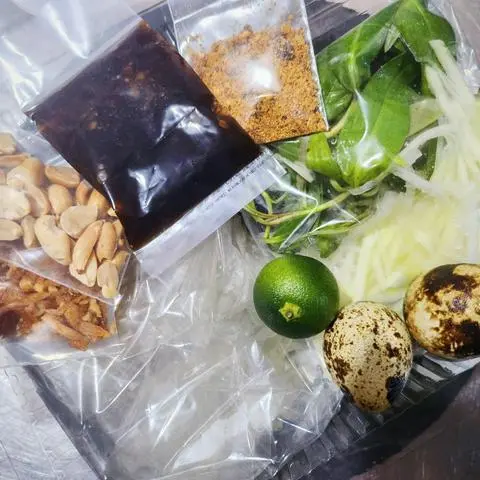 Hình ảnh Bánh Tráng PS tự trộn SỐT BÒ ĐẬU CAY
