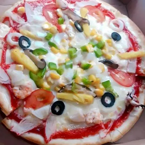 Hình ảnh Pizza thanh cua - thịt xông khói