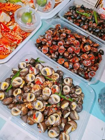 Hình ảnh Ốc dừa luộc muối tiêu