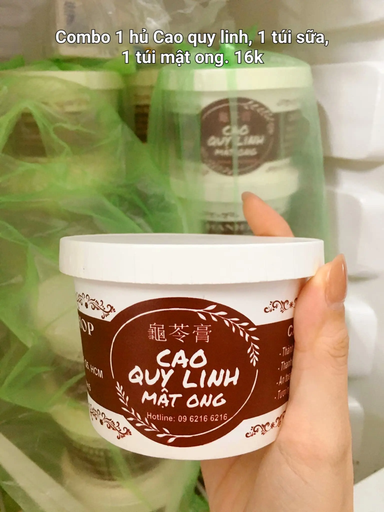 Hình ảnh Quy linh cao + mật ong + sữa