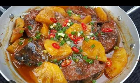 Hình ảnh Cơm Cá Ngừ Kho Thơm 